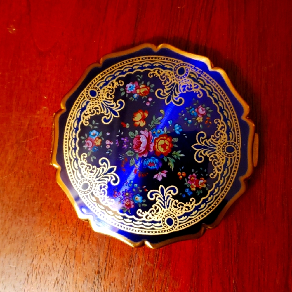 Collectible Vintage Stratton England Blue Enamel Powder Compact